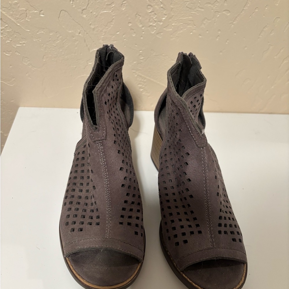 Gray Heeled Boots with Perforated Design